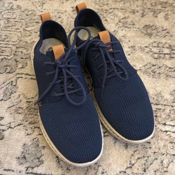 Clarks Cloudsteppers shoes - Picture 3 of 7